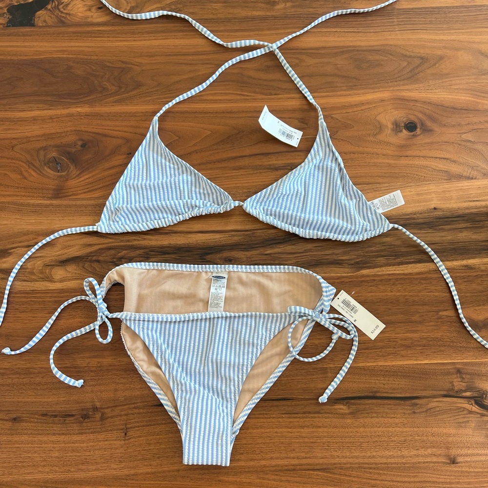 NWT Old Navy string bikini
